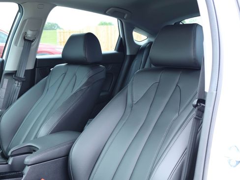 New 2026 Acura Integra FWD image 11