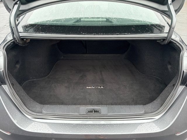 Used 2025 Nissan Sentra SV FWD image 22