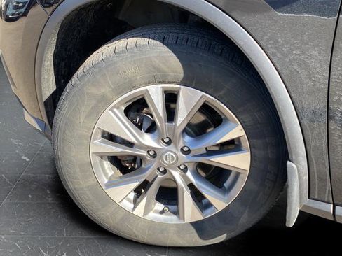 Used 2016 Nissan Murano S image 32