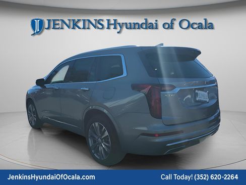 Used 2023 Cadillac XT6 Premium Luxury w/ Technology Package image 5