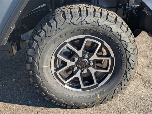 New 2026 Jeep Wrangler Unlimited Rubicon w/ Safety Group image 10