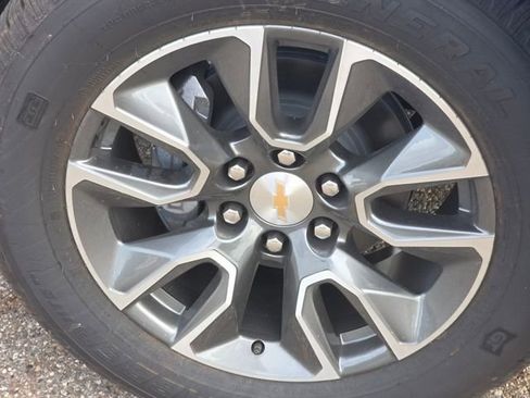 New 2025 Chevrolet Silverado 1500 LT image 22