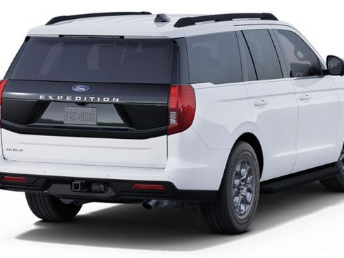 New 2025 Ford Expedition Active RWD image 26