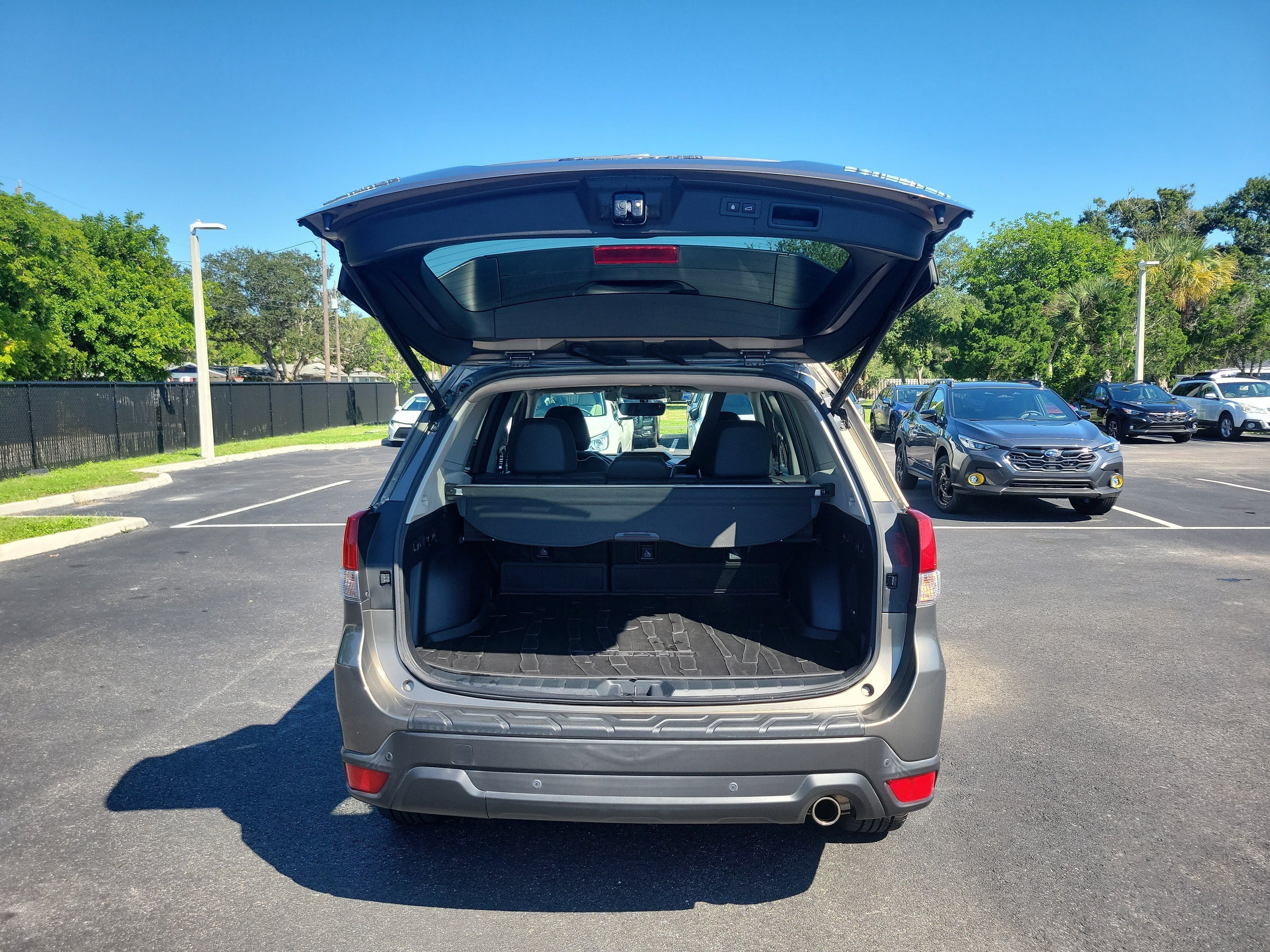 Used 2021 Subaru Forester Limited w/ Popular Package #3 AWD/4WD image 10