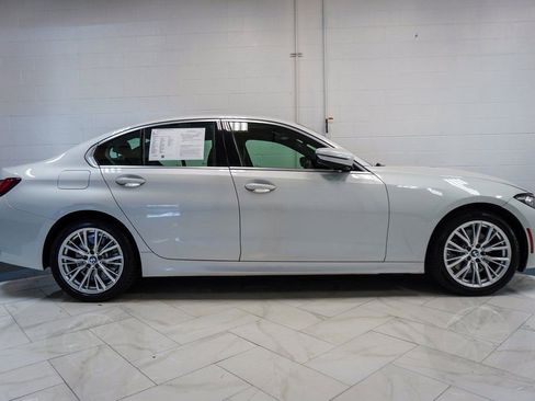 Used 2024 BMW 330i xDrive Sedan AWD/4WD image 9