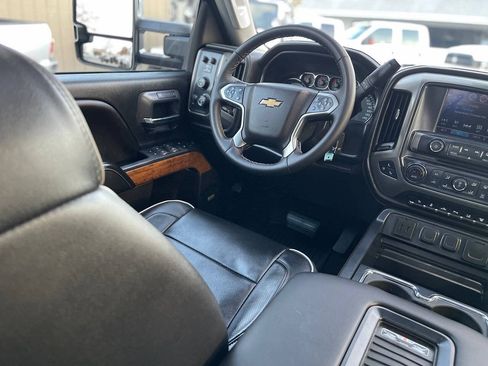 Used 2017 Chevrolet Silverado 3500 High Country w/ Duramax Plus Package AWD/4WD image 12