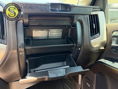 Used 2018 GMC Sierra 2500 Denali w/ Duramax Plus Package image 24