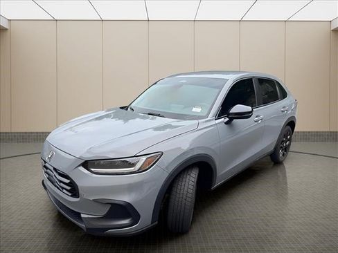 Used 2024 Honda HR-V Sport image 2