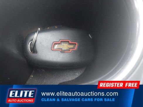Used 2019 Chevrolet Equinox LT image 22