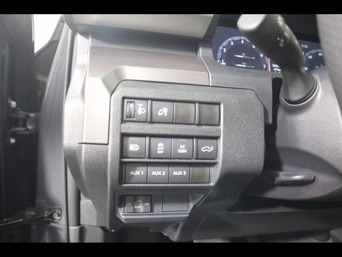Used 2025 Toyota Tacoma TRD Off-Road w/ TRD Off Road Premium Package AWD/4WD image 23