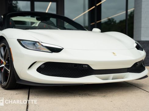 Used 2024 Ferrari 296 GTS RWD image 3