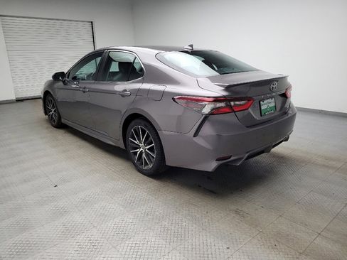 Used 2022 Toyota Camry SE image 5