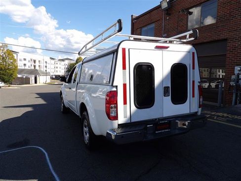 Used 2017 Nissan Frontier S image 5