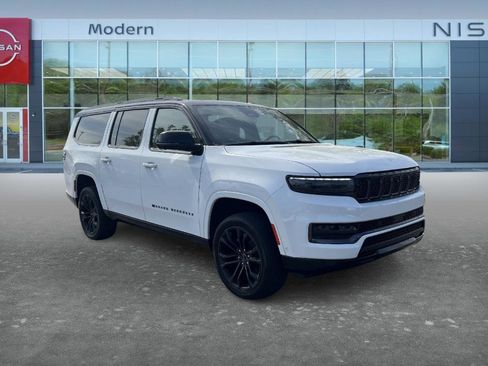 Used 2024 Jeep Grand Wagoneer L Series II w/ Quick Order Packagew 28T image 3