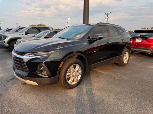 Used 2020 Chevrolet Blazer LT FWD image 9