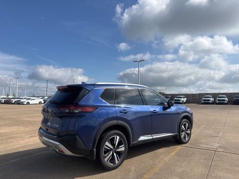 Certified 2023 Nissan Rogue Platinum w/ Platinum Premium Package FWD image 22