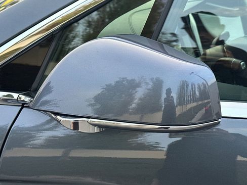 Used 2020 Tesla Model X Long Range image 15