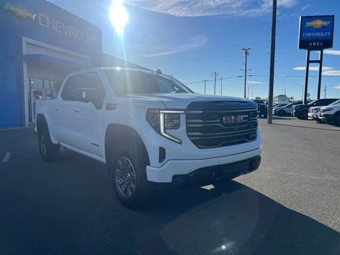 Used 2025 GMC Sierra 1500 AT4 AWD/4WD image 3