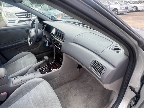 Used 2001 Nissan Altima GXE image 28