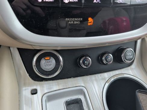 Used 2016 Nissan Murano Platinum image 17