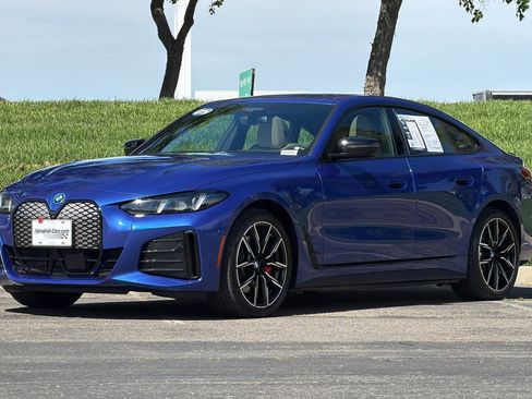 Used 2025 BMW i4 eDrive40 w/ M Sport Package image 9