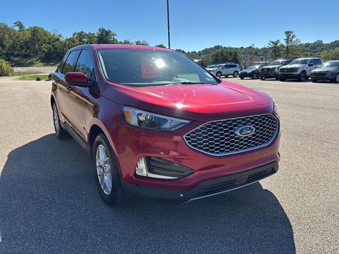 Used 2023 Ford Edge SEL w/ Convenience Package image 6