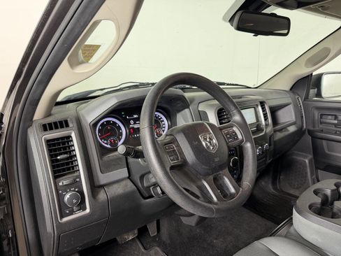 Used 2015 RAM 1500 Express AWD/4WD image 17