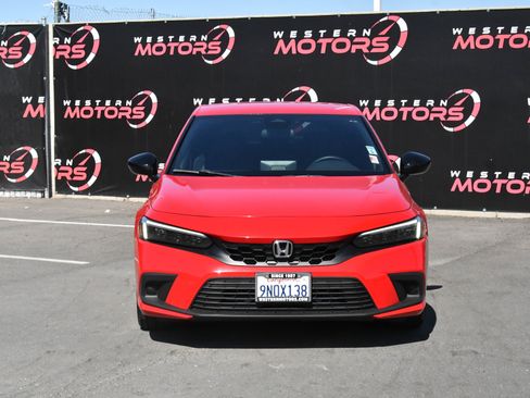 Used 2024 Honda Civic Sport image 2