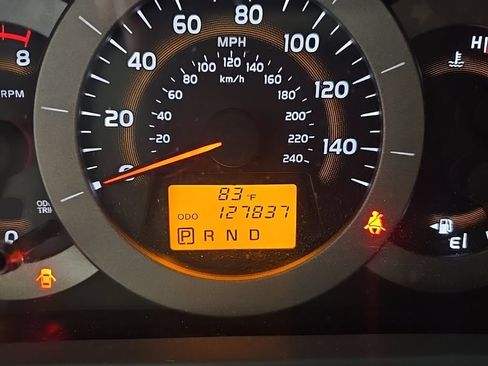 Used 2012 Toyota RAV4 4WD V6 w/ Tow Prep Pkg image 8