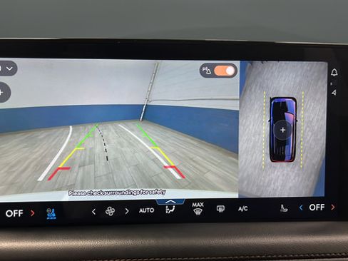 Used 2025 Lincoln Aviator AWD image 13