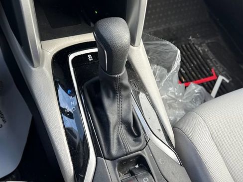 Used 2023 Toyota Corolla Cross LE image 26