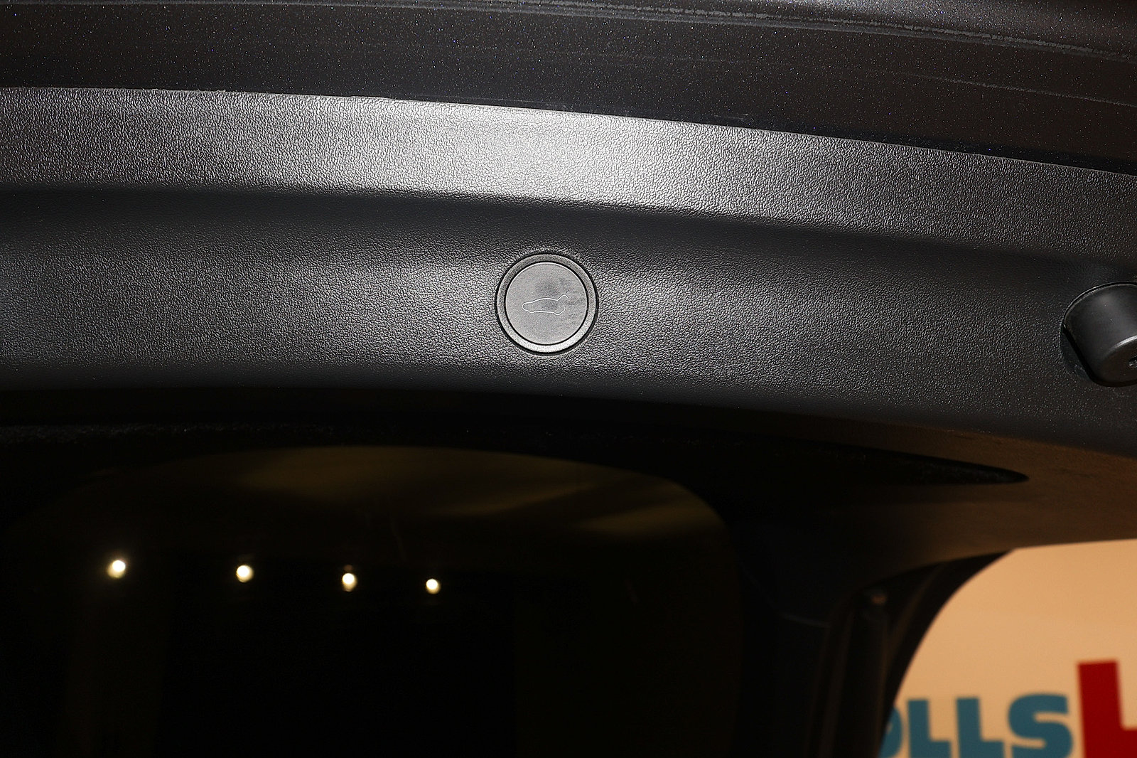Used 2023 Tesla Model Y AWD image 27