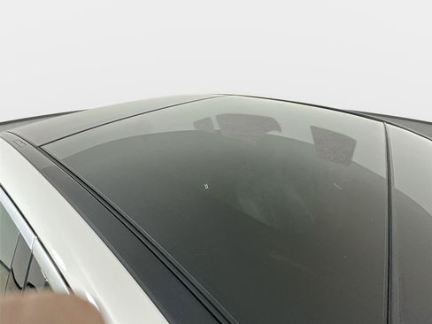 Certified 2019 Mercedes-Benz E 300 4MATIC image 13