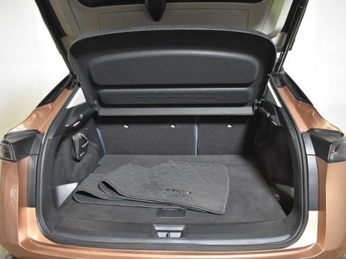 Certified 2024 Nissan Ariya AWD image 33