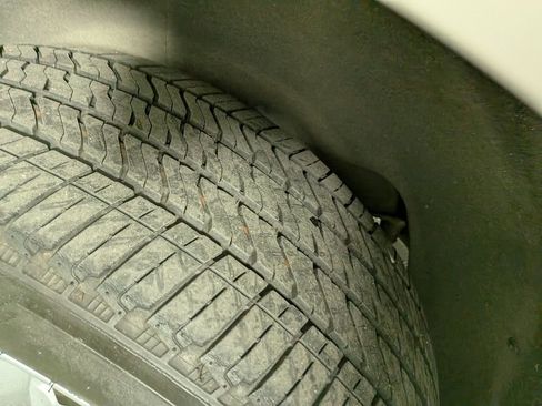 Certified 2024 Chevrolet Tahoe High Country w/ Premium Package image 15