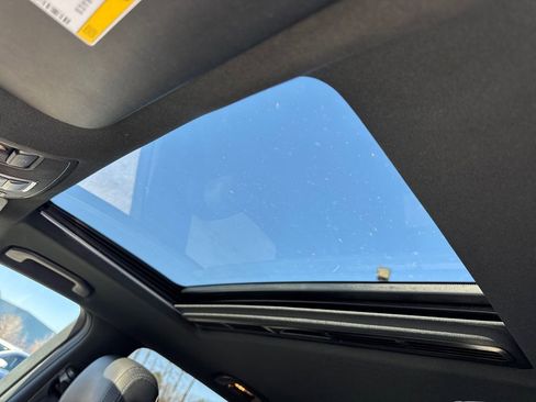 Used 2018 Mercedes-Benz GLE 350 w/ Premium 1 Package image 32