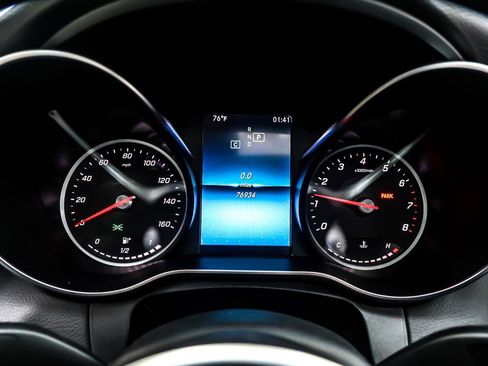 Used 2019 Mercedes-Benz C 300 Sedan image 18