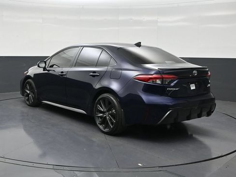 Used 2025 Toyota Corolla XSE FWD image 3