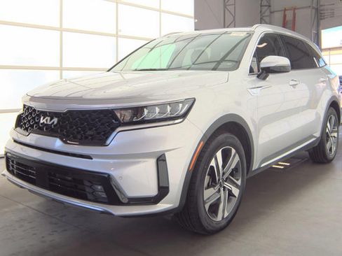 Used 2023 Kia Sorento EX AWD/4WD image 9