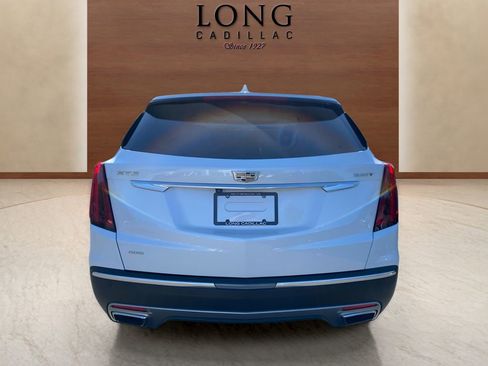 Used 2020 Cadillac XT5 Premium Luxury w/ LPO, Floor Liner Package AWD/4WD image 4