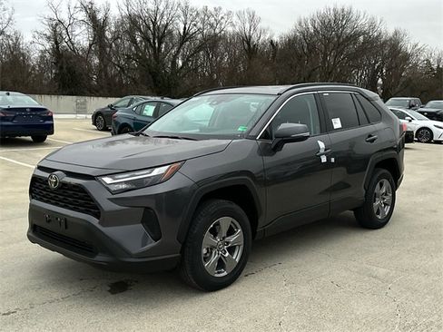 New 2025 Toyota RAV4 XLE image 2