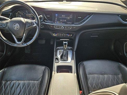 Used 2019 Buick Regal Avenir w/ Driver Confidence Package II image 12