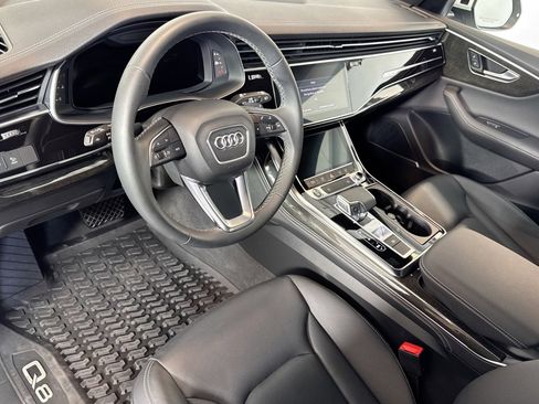 Used 2024 Audi Q8 Premium Plus w/ Premium Plus Package image 9