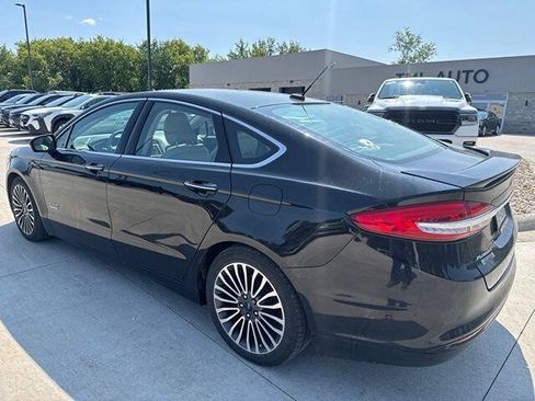 Used 2017 Ford Fusion Energi Titanium FWD image 3