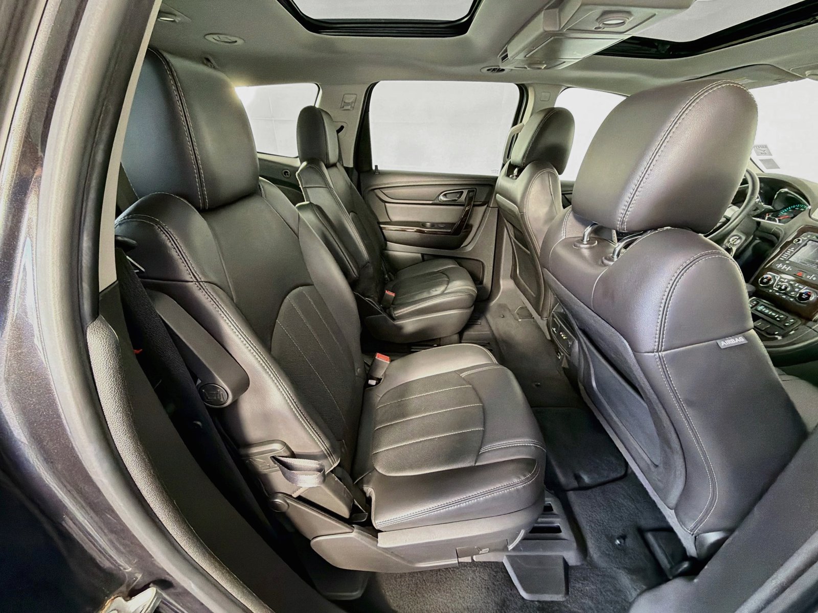 Used 2017 Chevrolet Traverse Premier AWD/4WD image 43