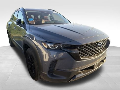Used 2025 MAZDA CX-50 AWD 2.5 Hybrid w/ Premium Pkg image 17