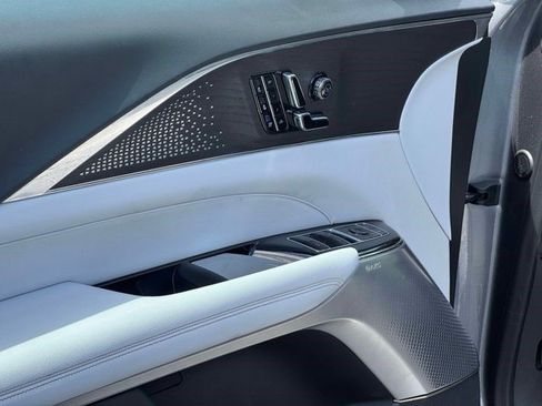 Certified 2023 Cadillac Lyriq 2WD image 15