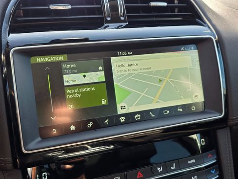 Used 2019 Jaguar F-PACE Portfolio image 29