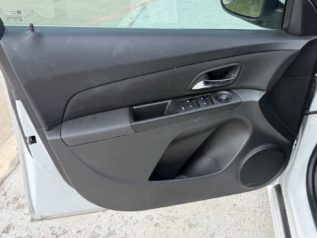 Used 2013 Chevrolet Cruze LTZ w/ RS Package FWD image 10
