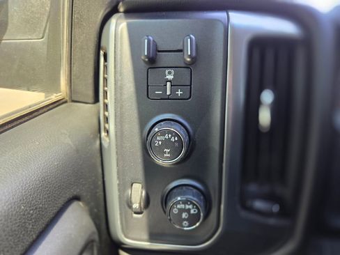 Used 2017 Chevrolet Silverado 1500 LT w/ All Star Edition image 24